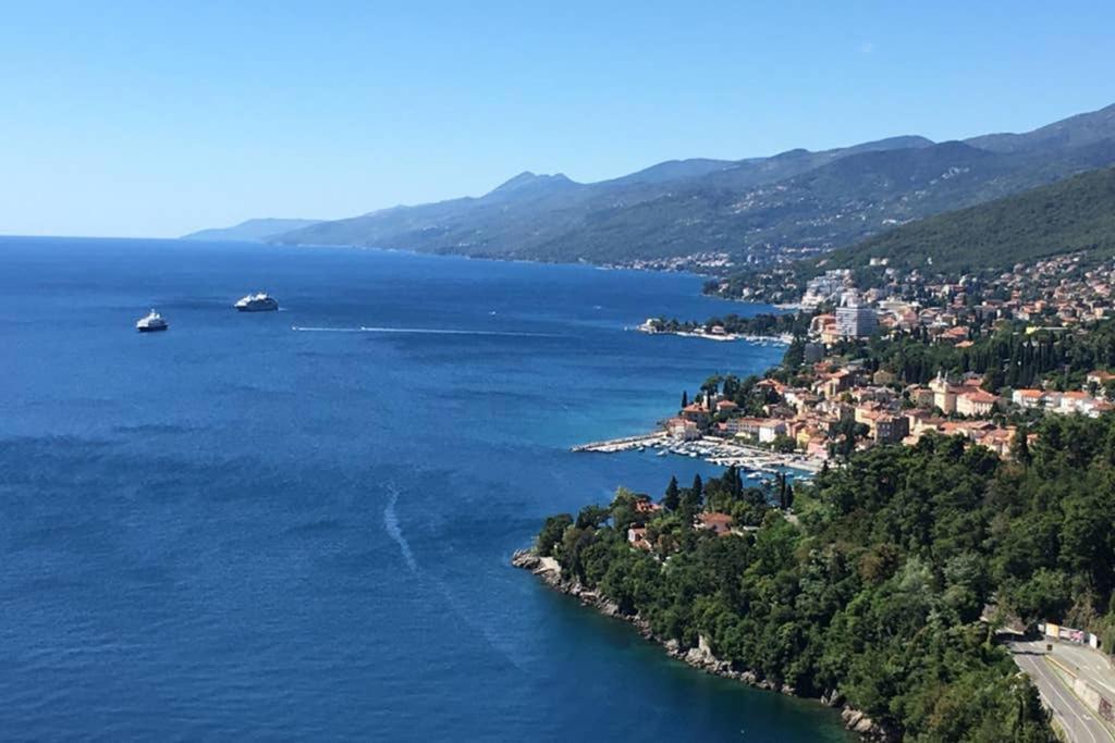 Apartman Volosko Opatija Buitenkant foto